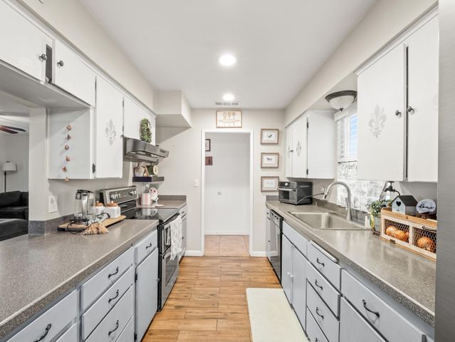 14787 Skyview Road, Madera, CA 93636