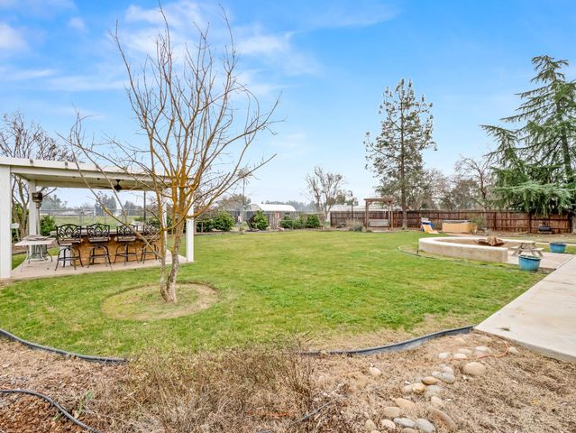 14787 Skyview Road, Madera, CA 93636