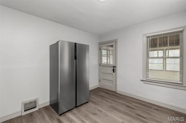 2483 Hartland Avenue, St Louis, MO 63114