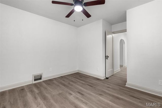 2483 Hartland Avenue, St Louis, MO 63114