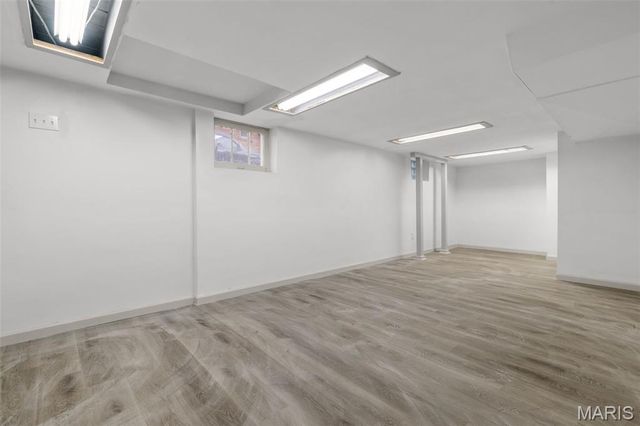 2483 Hartland Avenue, St Louis, MO 63114