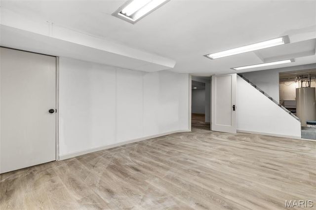 2483 Hartland Avenue, St Louis, MO 63114