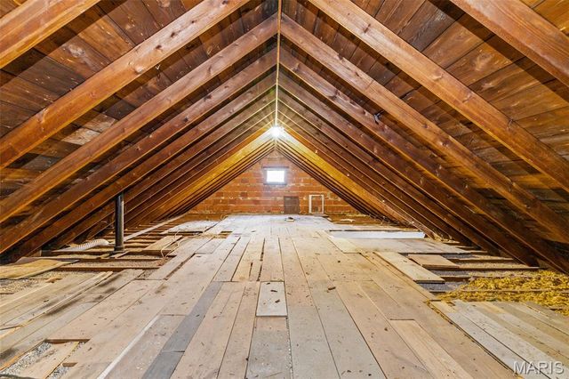 2483 Hartland Avenue, St Louis, MO 63114