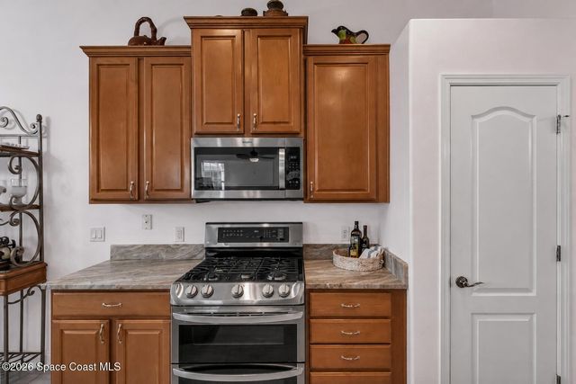 1720 Kinsale Court, Melbourne, FL 32940