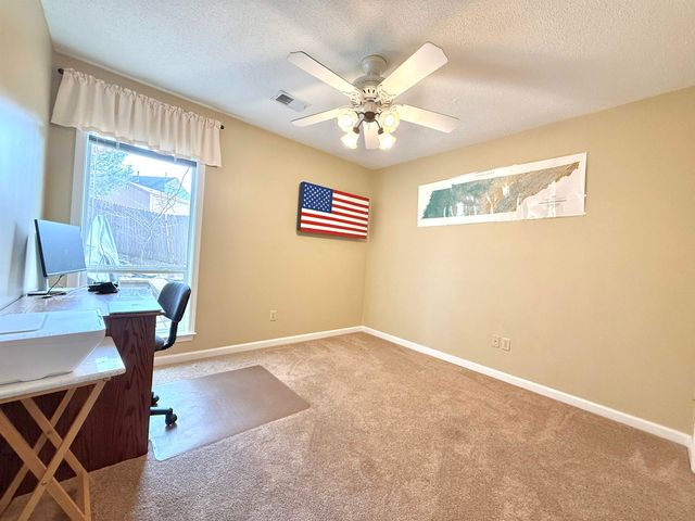 4600 SHADOW FIELD LN, Bartlett, TN 38002