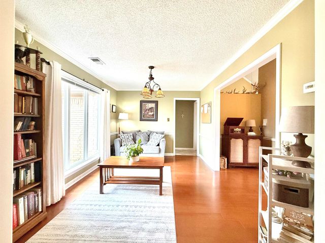 4600 SHADOW FIELD LN, Bartlett, TN 38002