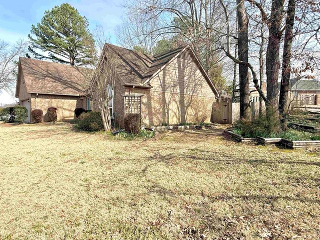 4600 SHADOW FIELD LN, Bartlett, TN 38002