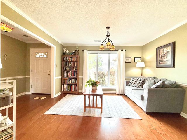 4600 SHADOW FIELD LN, Bartlett, TN 38002