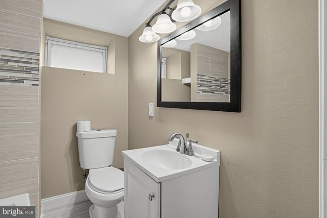 188 GLENTAY AVE, Lansdowne, PA 19050