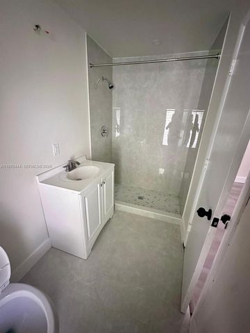 6777 NW 4th St 0, Margate, FL 33063