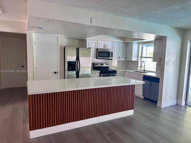 6777 NW 4th St 0, Margate, FL 33063