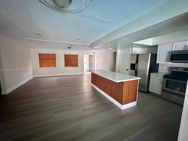 6777 NW 4th St 0, Margate, FL 33063