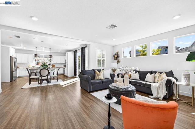 4176 Healdsburg Way, Dublin, CA 94568