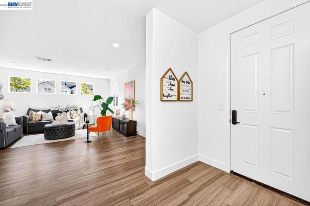 4176 Healdsburg Way, Dublin, CA 94568