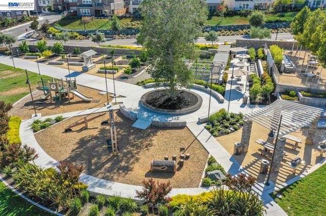 4176 Healdsburg Way, Dublin, CA 94568