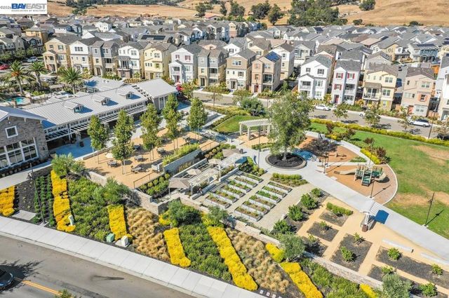 4176 Healdsburg Way, Dublin, CA 94568