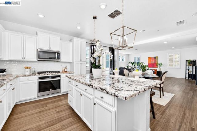 4176 Healdsburg Way, Dublin, CA 94568