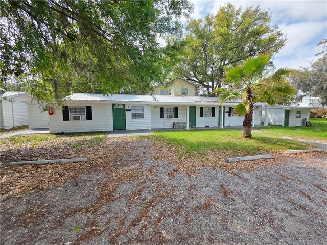501 W BAKER STREET, Plant City, FL 33563