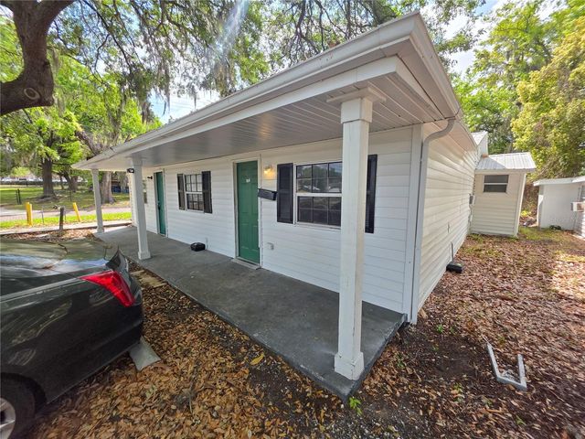 501 W BAKER STREET, Plant City, FL 33563