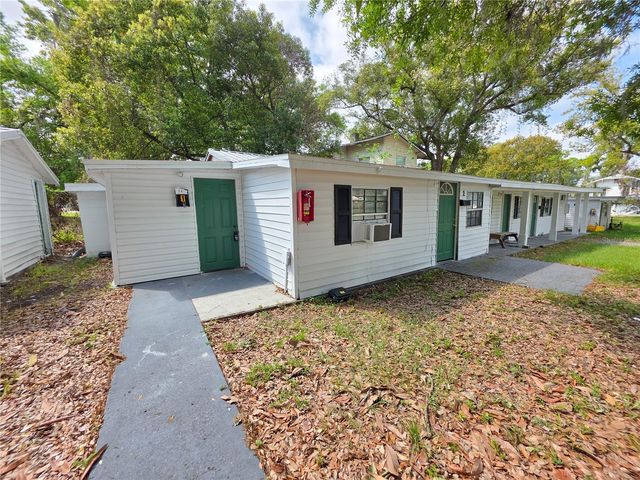 501 W BAKER STREET, Plant City, FL 33563