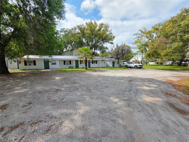 501 W BAKER STREET, Plant City, FL 33563