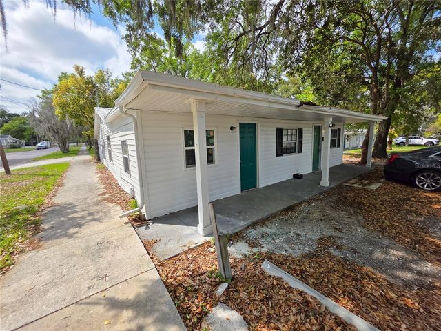 501 W BAKER STREET, Plant City, FL 33563