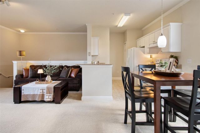 317 SOUTHERN PECAN CIRCLE 102, Winter Garden, FL 34787