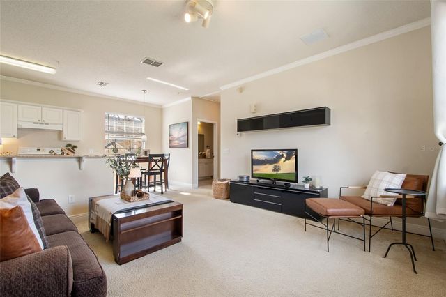 317 SOUTHERN PECAN CIRCLE 102, Winter Garden, FL 34787