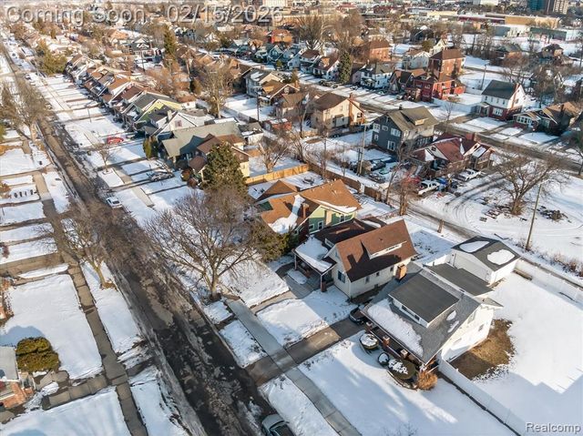 241 Moss Street, Highland Park, MI 48203