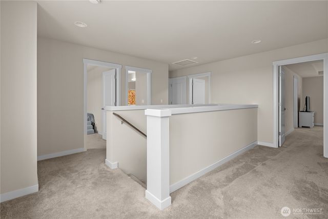 2120 SW Putnam Drive, Oak Harbor, WA 98277