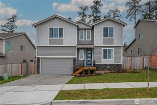 2120 SW Putnam Drive, Oak Harbor, WA 98277