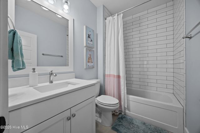 126 Jackline Drive, Hampstead, NC 28443