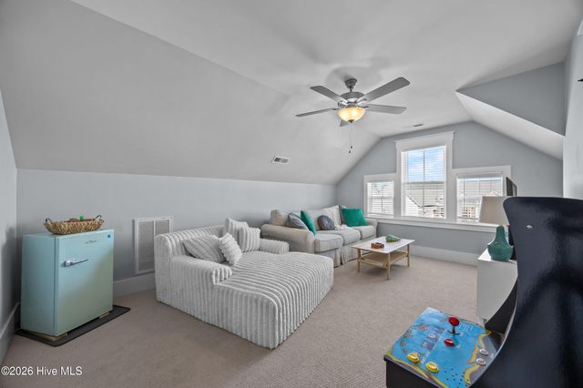 126 Jackline Drive, Hampstead, NC 28443