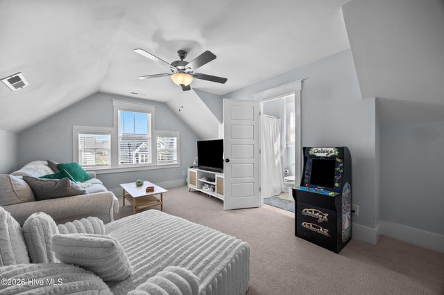 126 Jackline Drive, Hampstead, NC 28443