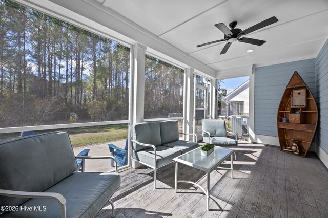 126 Jackline Drive, Hampstead, NC 28443