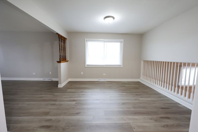 11050 Parkside Avenue, Chicago Ridge, IL 60415