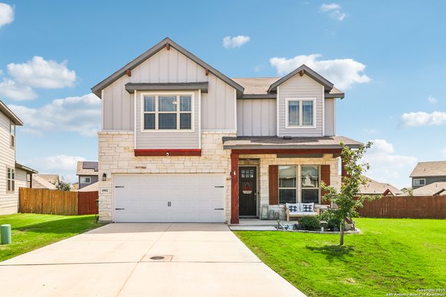 4902 Oxbow Bend, St Hedwig, TX 78152