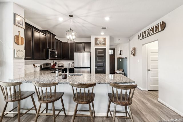 4902 Oxbow Bend, St Hedwig, TX 78152