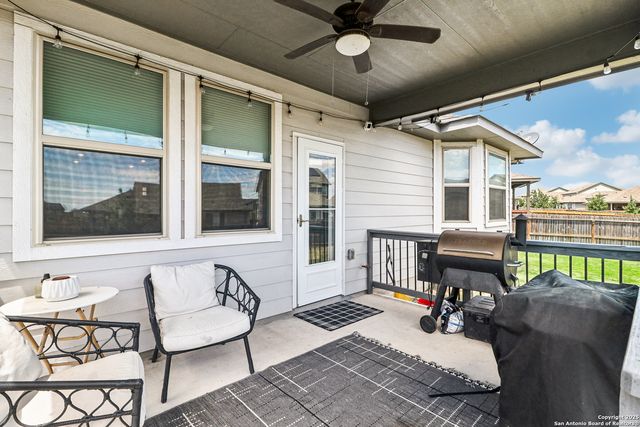 4902 Oxbow Bend, St Hedwig, TX 78152