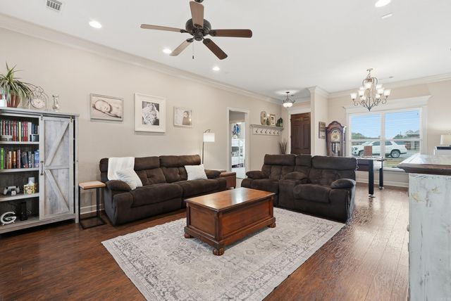 5 Edge Brook Cove, Sheridan, AR 72150