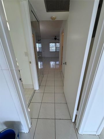 101 SW 132nd Way 404J, Pembroke Pines, FL 33027