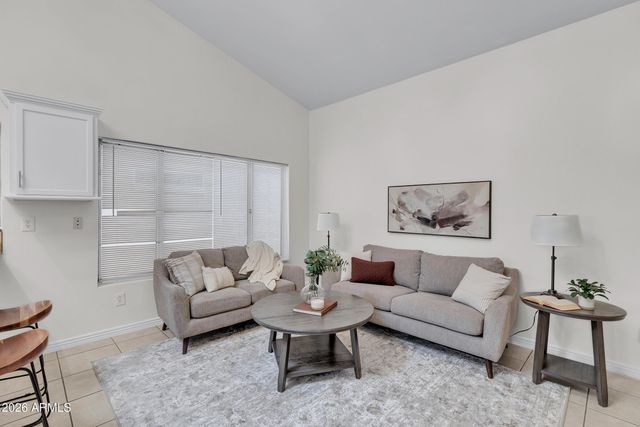 16443 S 43RD Street, Phoenix, AZ 85048