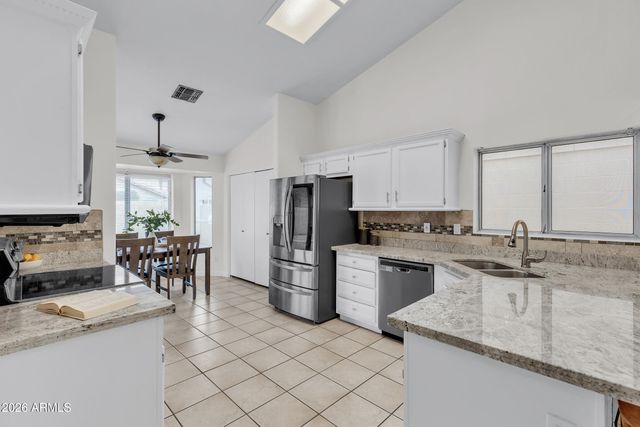 16443 S 43RD Street, Phoenix, AZ 85048