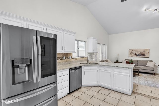 16443 S 43RD Street, Phoenix, AZ 85048