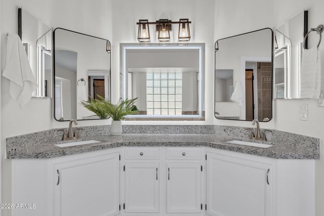 16443 S 43RD Street, Phoenix, AZ 85048