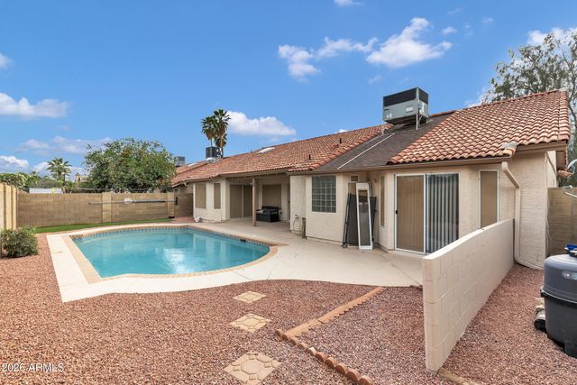 16443 S 43RD Street, Phoenix, AZ 85048