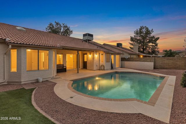 16443 S 43RD Street, Phoenix, AZ 85048