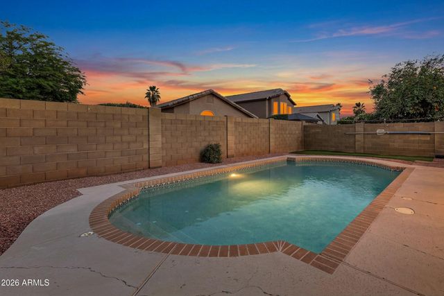 16443 S 43RD Street, Phoenix, AZ 85048