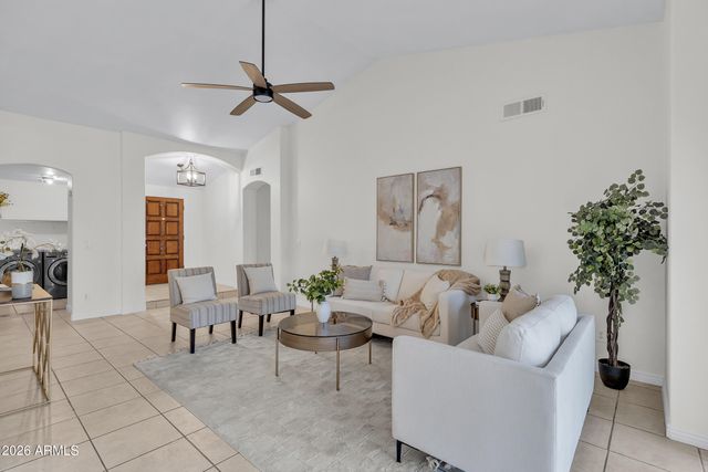 16443 S 43RD Street, Phoenix, AZ 85048