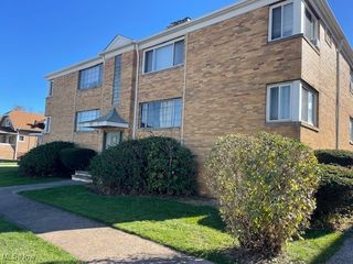 5939 Ridge Road, Parma, OH 44129